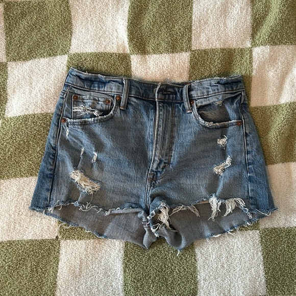 Worn once! Abercrombie and Fitch denim shorts - Picture 1 of 3